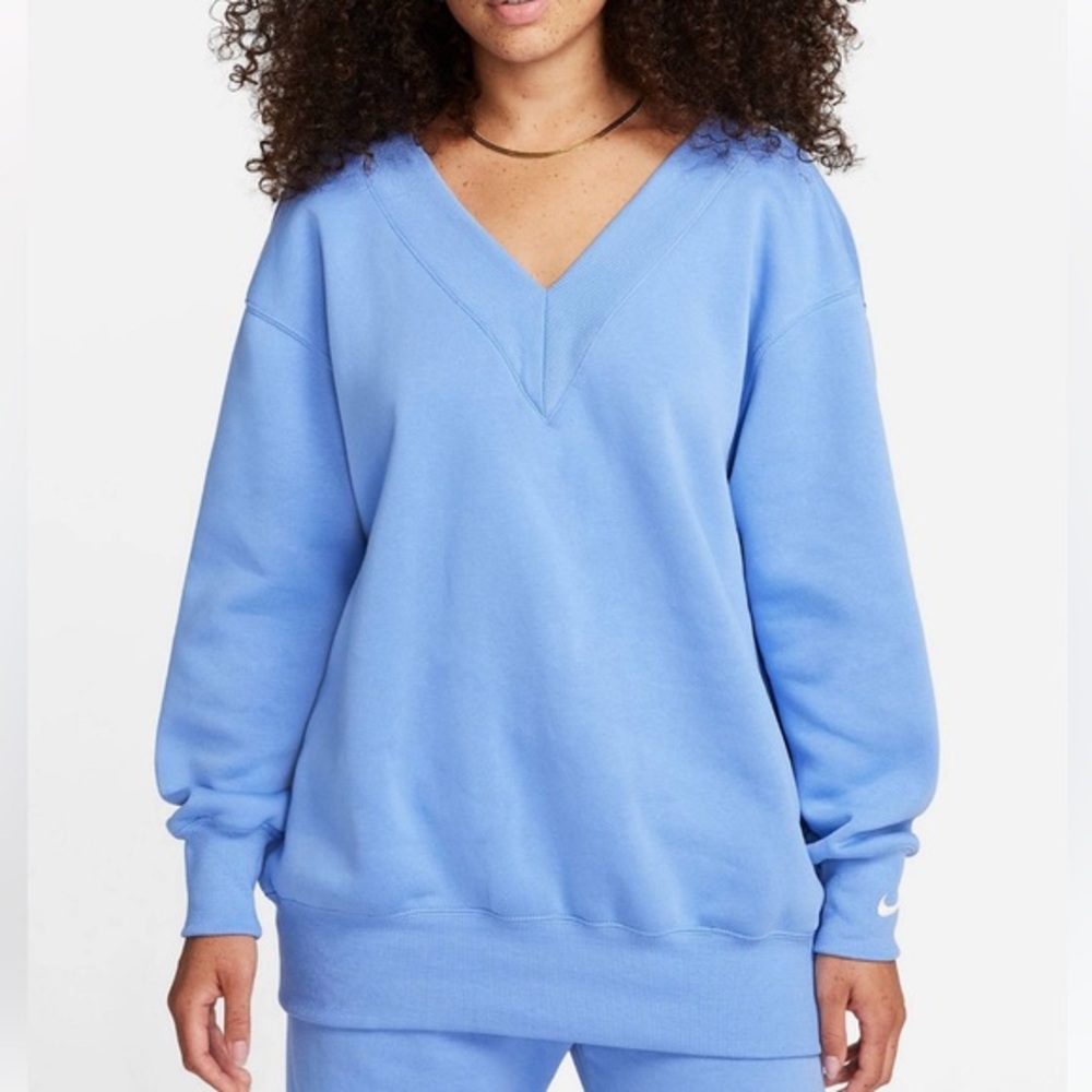 Nike Oversized Women’s V-Neck Sweatshirt XS